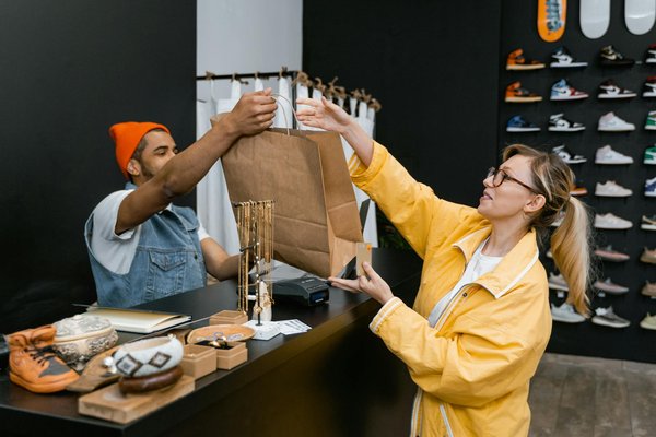 Fleur séchée : créations et ateliers tendance